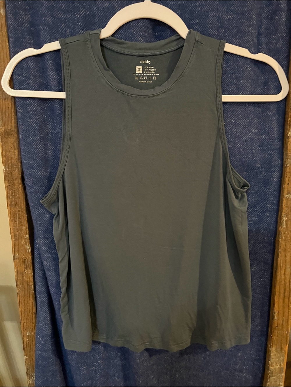 Casual Scoop Neck Tank Top in Deep Teal by